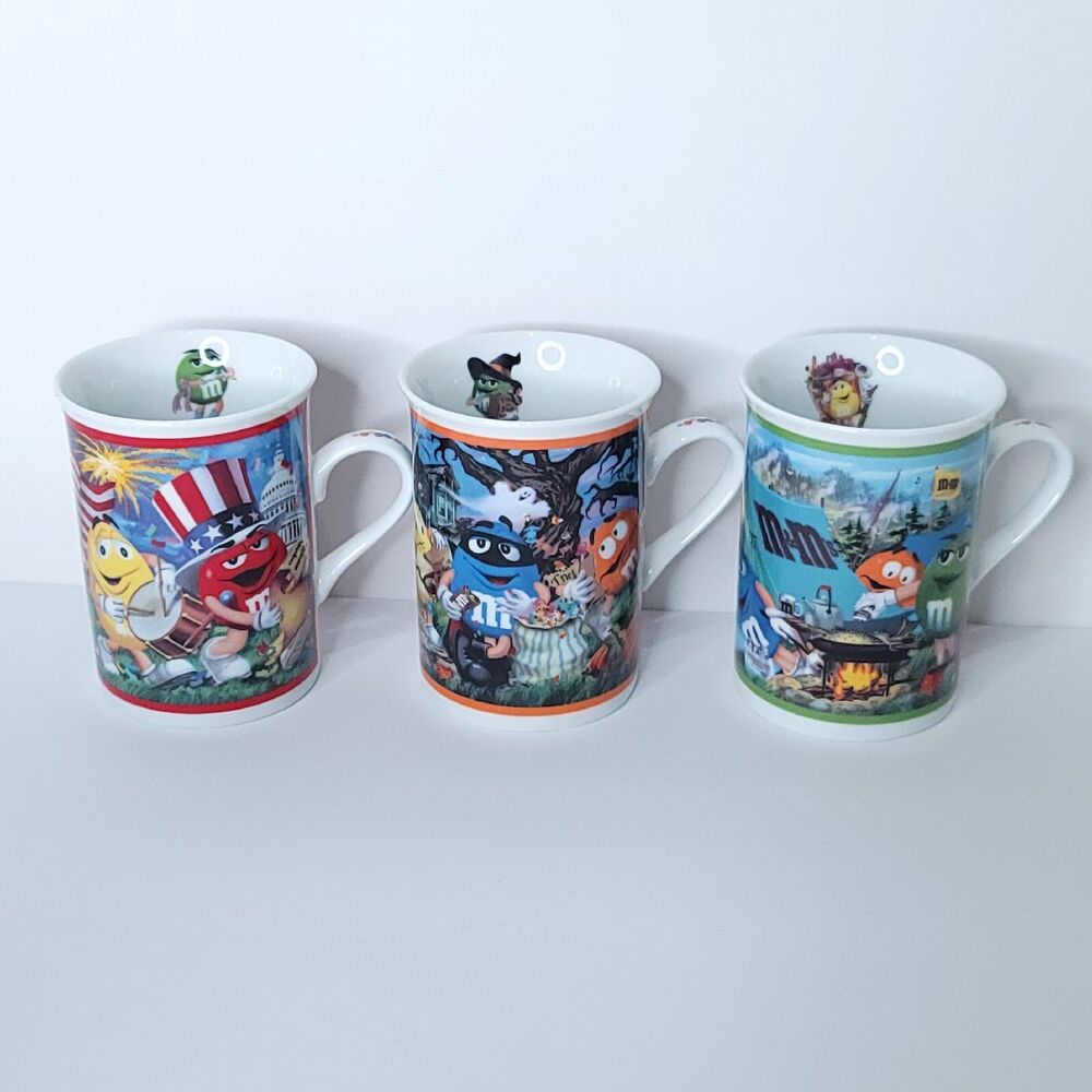 Set of 3 M&M's Danbury Mint Collector Mugs Coffee Cup Camping Halloween 4th July